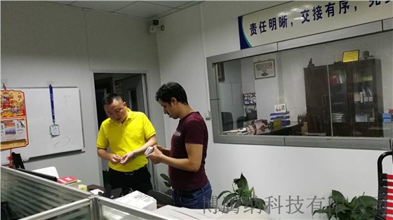 博騰納-10年專業制作注塑模具加工，藍牙耳機定制